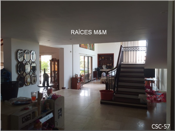 VENDO MAGNÍFICA CASA CAMPESTRE, IDEAL PARA VIVIR EN UN ESTILO DE VIDA CÓMODO, ESPACIOS GENEROSOS.