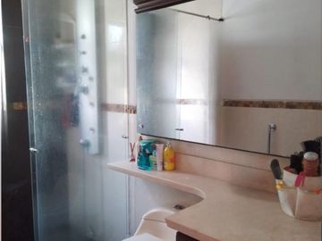 VENDO MAGNÍFICA CASA CAMPESTRE, IDEAL PARA VIVIR EN UN ESTILO DE VIDA CÓMODO, ESPACIOS GENEROSOS.