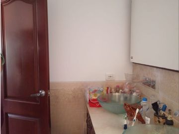 VENDO MAGNÍFICA CASA CAMPESTRE, IDEAL PARA VIVIR EN UN ESTILO DE VIDA CÓMODO, ESPACIOS GENEROSOS.