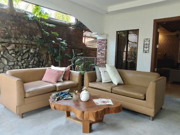 1067 SQM Semi Furnished House And Lot With Bodega Ready for Water Refilling Business