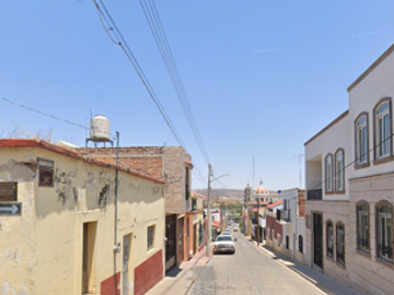 SE VENDE CASA
