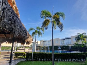 Casa en venta en conjunto en Ricaurte- Cundinamarca