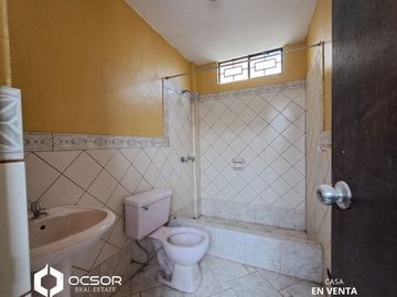 CASA DE 108M2 EN FONAVI LA ANGOSTURA