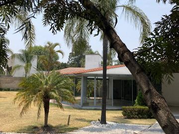 RESIDENCIA ESTILO CONTEMPORANEO  EN VENTA EN SAN MARTINITO