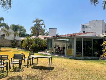 RESIDENCIA ESTILO CONTEMPORANEO  EN VENTA EN SAN MARTINITO