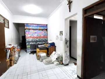 Rumah dan Workhop Strategis dekat Jalan Magelang
