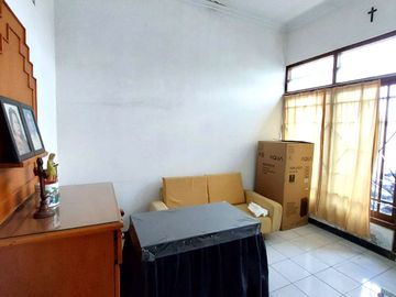 Rumah dan Workhop Strategis dekat Jalan Magelang