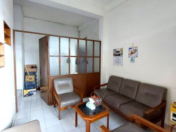 Rumah dan Workhop Strategis dekat Jalan Magelang
