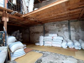 Rumah dan Workhop Strategis dekat Jalan Magelang