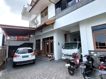 Rumah dan Workhop Strategis dekat Jalan Magelang