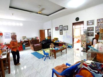 Rumah dan Workhop Strategis dekat Jalan Magelang