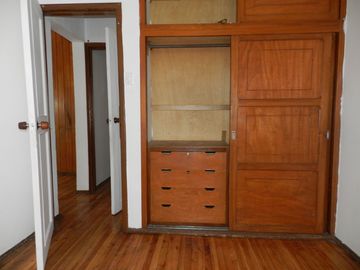 VENTA DE CASA 3 PLANTAS EN CARCELÉN