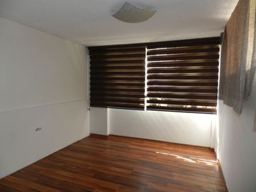 VENTA DE CASA 3 PLANTAS EN CARCELÉN