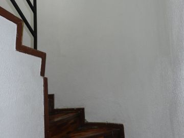 VENTA DE CASA 3 PLANTAS EN CARCELÉN