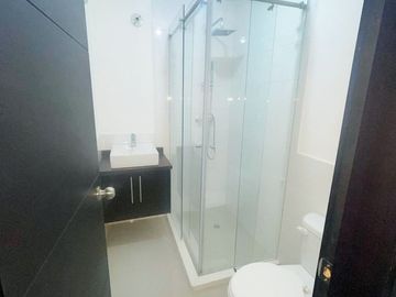 VENDO HERMOSO DEPARTAMENTO, SECTOR CARCELEN, NORTE DE QUITO