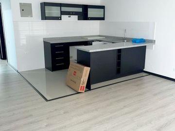 VENDO HERMOSO DEPARTAMENTO, SECTOR CARCELEN, NORTE DE QUITO
