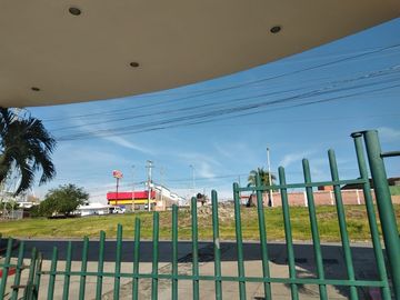$1,850,000 Hermosa Casa Tres Recámaras con Superficie 247.43 m2 Alberca, Oasis II, Xochitepec, Morelos