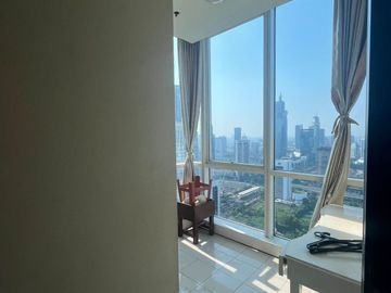 For Rent Apartement The Peak Sudirman 4 BR Semi Furnished 359sqm