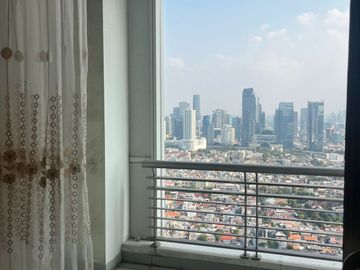 For Rent Apartement The Peak Sudirman 4 BR Semi Furnished 359sqm