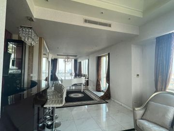 For Rent Apartement The Peak Sudirman 4 BR Semi Furnished 359sqm