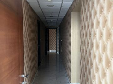 For Rent Apartement The Peak Sudirman 4 BR Semi Furnished 359sqm
