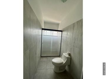 MODERNA CASA EN VENTA-RENTA EN LAS FINCAS