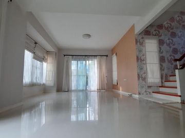 House for sale Prueklada BangPhli ,Near Bangna- Trat Road. Mega Bamgna, Suvarnabhumi Airport Single house for sale Prueklada BangPhli Near Bangna-Trat