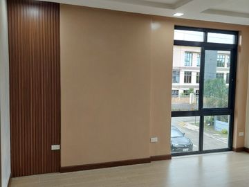 La Residencia de Sta Rosa 4BR house for sale