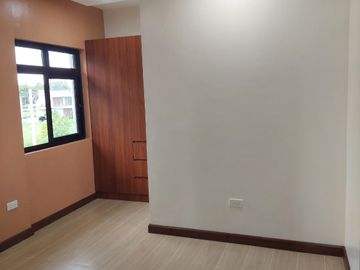 La Residencia de Sta Rosa 4BR house for sale