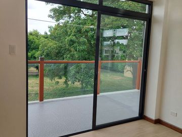 La Residencia de Sta Rosa 4BR house for sale