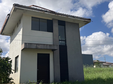 HOUSE AND LOT FOR SALE IN AVIDA WOODHILL SETTINGS NUVALI PH2, CALAMBA CITY LAGUNA