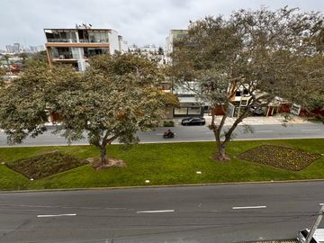 VENTA DE DEPARTAMENTO DUPLEX, MIRAFLORES, 170 m2, PISO 4