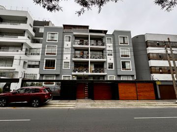 VENTA DE DEPARTAMENTO DUPLEX, MIRAFLORES, 170 m2, PISO 4