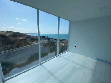 Casa con Vista Al Mar de Venta en manta zona Sur