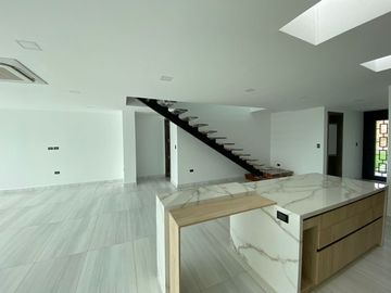 Casa con Vista Al Mar de Venta en manta zona Sur