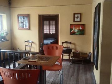 VENTA CASA TEUSAQUILLO PARA REMODELAR