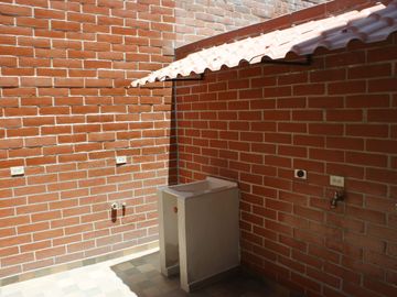 Casa - Venta - Semi Nueva - Pomasqui - Norte - Quito