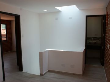 Casa - Venta - Semi Nueva - Pomasqui - Norte - Quito