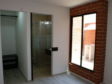 Casa - Venta - Semi Nueva - Pomasqui - Norte - Quito