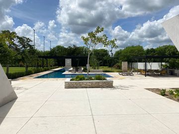 Terreno de Oportunidad en venta ubicado en residencial de lujo , Mérida Yucatán