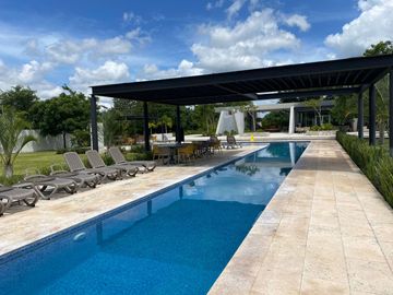 Terreno de Oportunidad en venta ubicado en residencial de lujo , Mérida Yucatán
