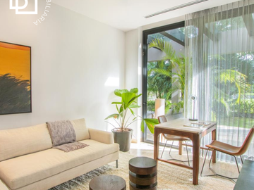 RESIDENCIA EN VENTA DE 3 RECAMARAS CON ALBERCA PRIVADA Y VISTA AL CLUB DE GOLF