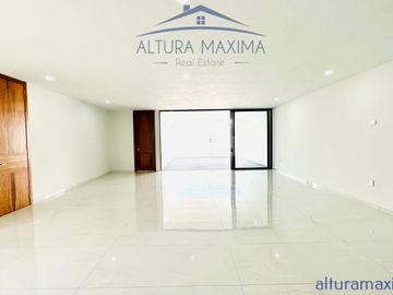 Residencia Nueva en Venta Puerta Las Lomas Andares Zapopan