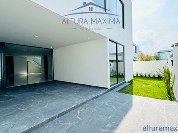 Residencia Nueva en Venta Puerta Las Lomas Andares Zapopan