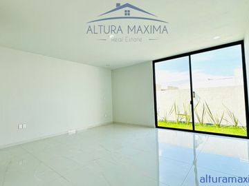 Residencia Nueva en Venta Puerta Las Lomas Andares Zapopan