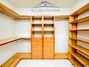Residencia Nueva en Venta Puerta Las Lomas Andares Zapopan