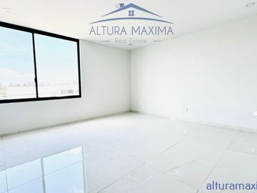 Residencia Nueva en Venta Puerta Las Lomas Andares Zapopan