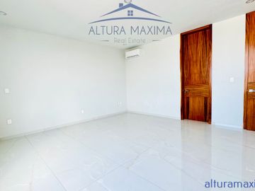 Residencia Nueva en Venta Puerta Las Lomas Andares Zapopan