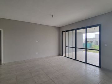 CASA EN VENTA BARRIO CERRADO QUINTAS 2, A ESTRENAR!