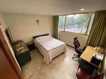 Casa en Venta en Rinconada Coapa, Tlalpan; con uso de suelo comercial
